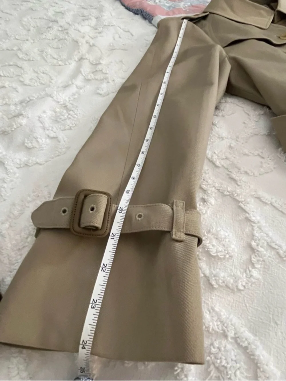 Burberry Beige Plaid Lined Trench Coat - Picture 8 of 8